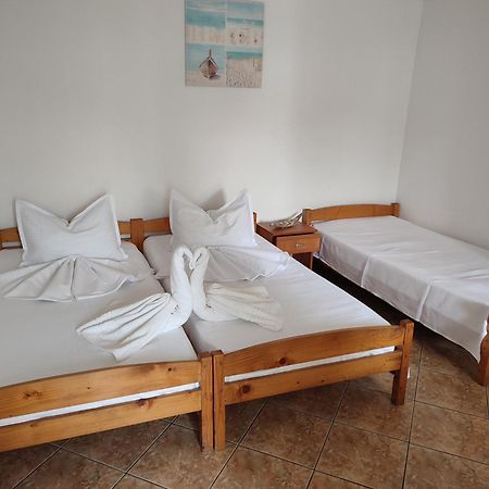 Casa Ellamy Hotel Două Mai Eksteriør billede