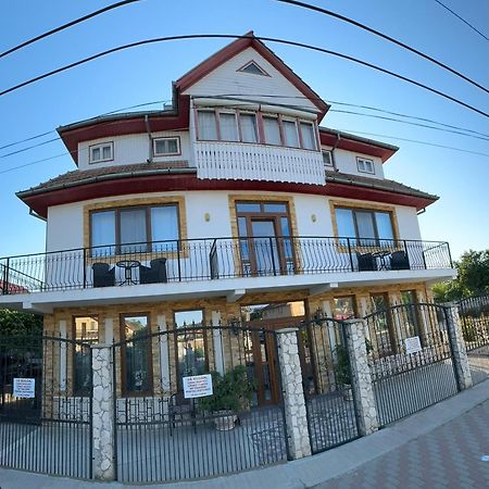 Casa Ellamy Hotel Două Mai Eksteriør billede