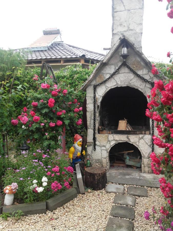 Casa Ellamy Hotel Două Mai Eksteriør billede