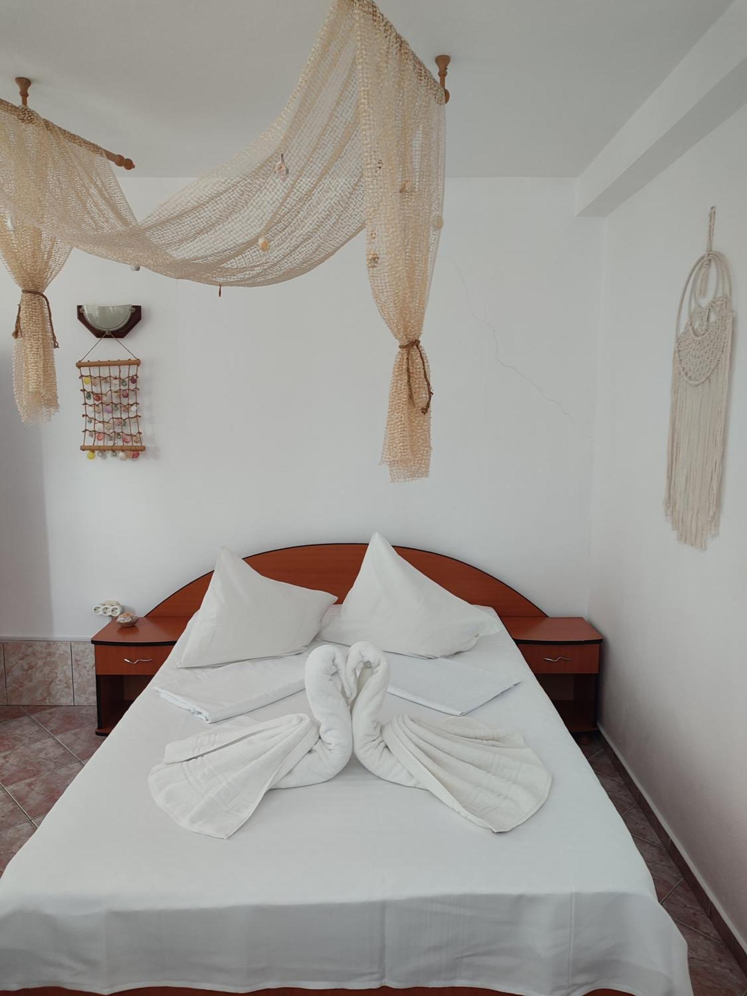Casa Ellamy Hotel Două Mai Eksteriør billede