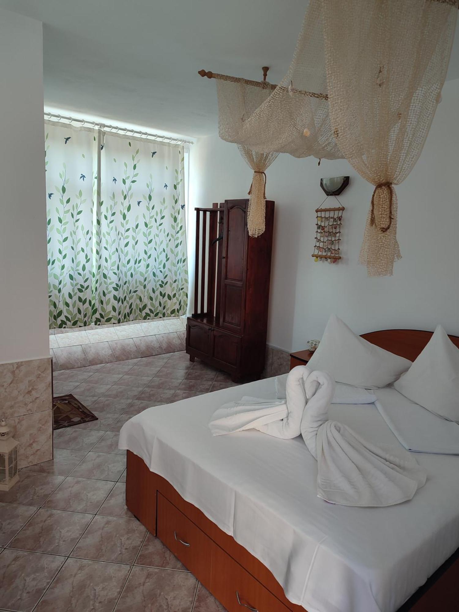Casa Ellamy Hotel Două Mai Eksteriør billede