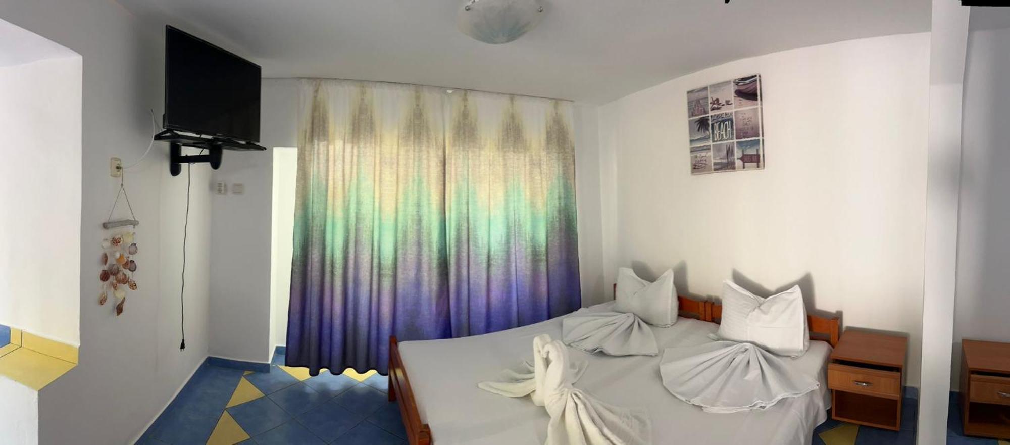 Casa Ellamy Hotel Două Mai Eksteriør billede