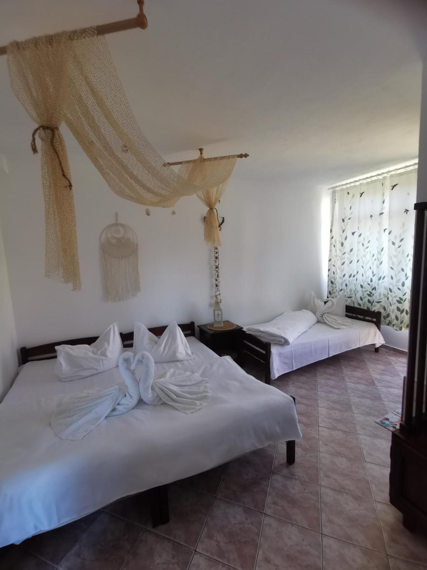 Casa Ellamy Hotel Două Mai Eksteriør billede